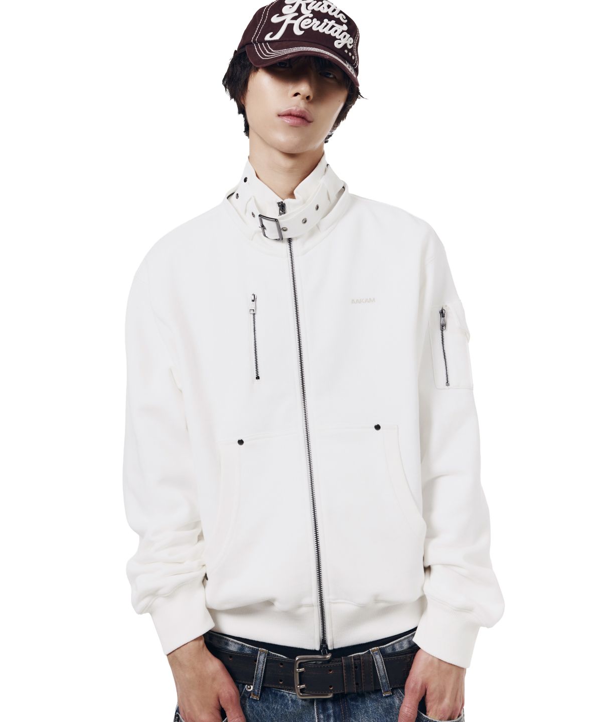 아캄(AAKAM) High Neck Fur Hoodie Zip-Up (White)