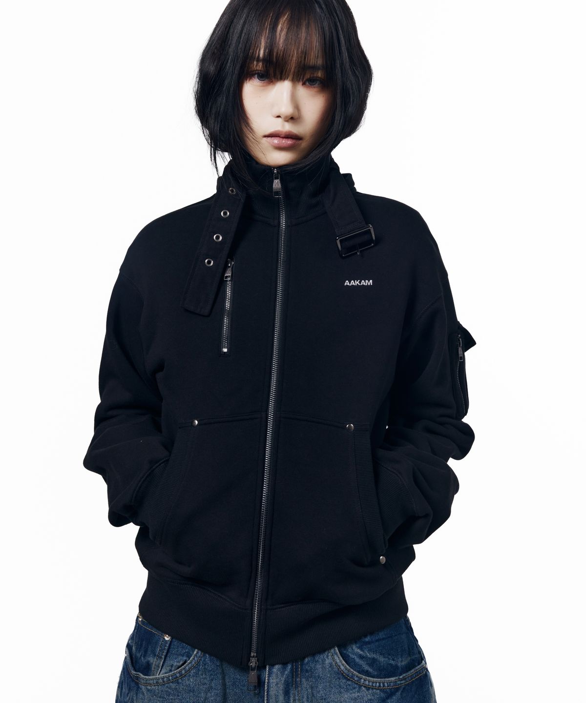 아캄(AAKAM) High Neck Fur Hoodie Zip-Up (Black)