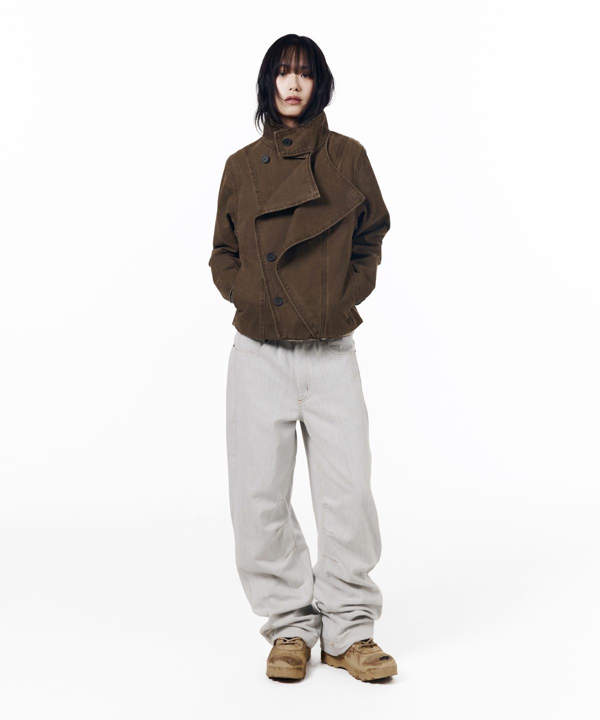 아캄(AAKAM) High Neck Wrap Jacket (Brown)