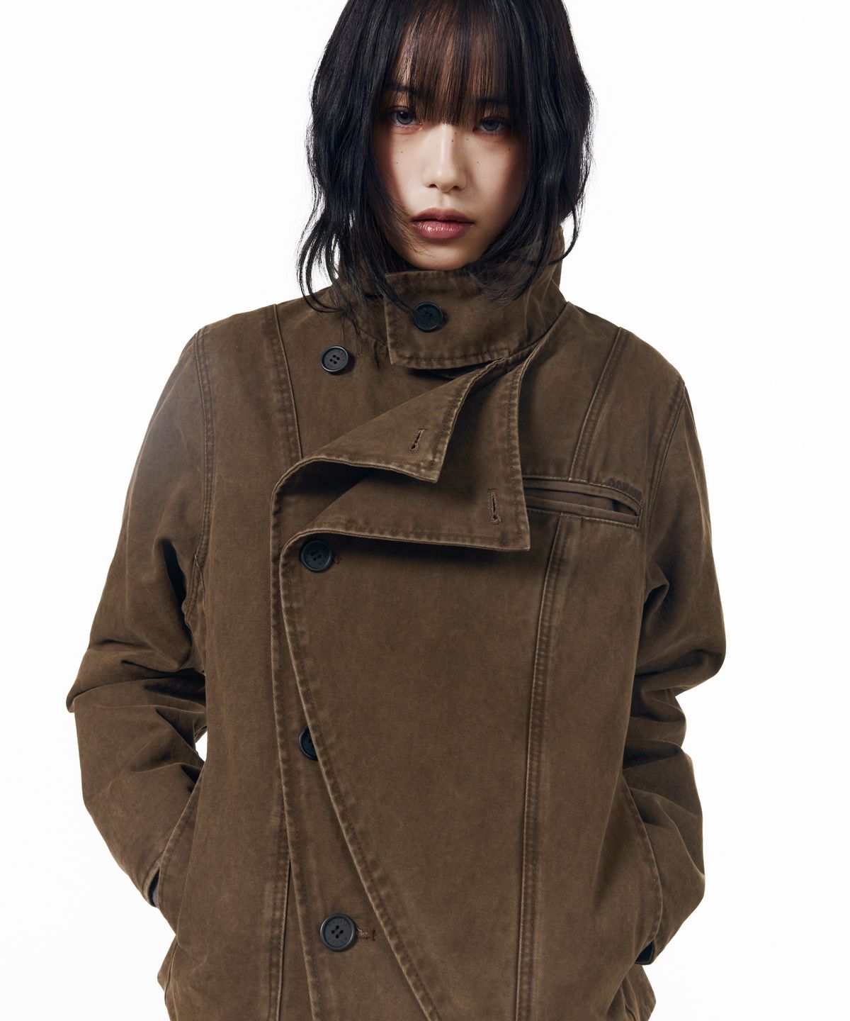 아캄(AAKAM) High Neck Wrap Jacket (Brown)
