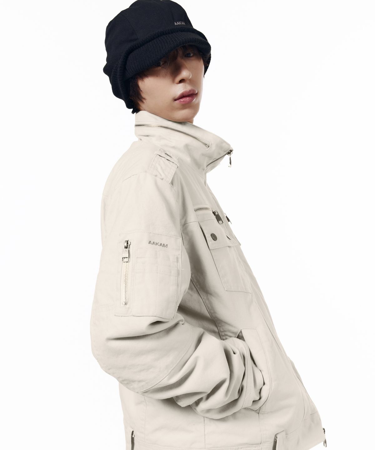 아캄(AAKAM) Padded Tactical Field Jumper (Ivory)