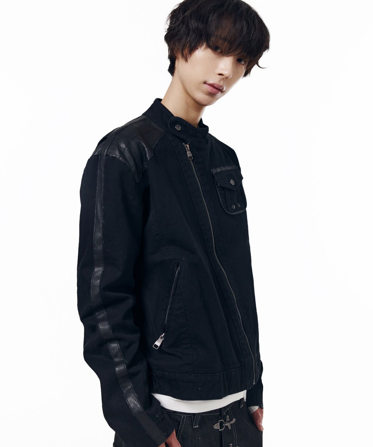 아캄(AAKAM) Slant Leather Patch Jacket (Black)