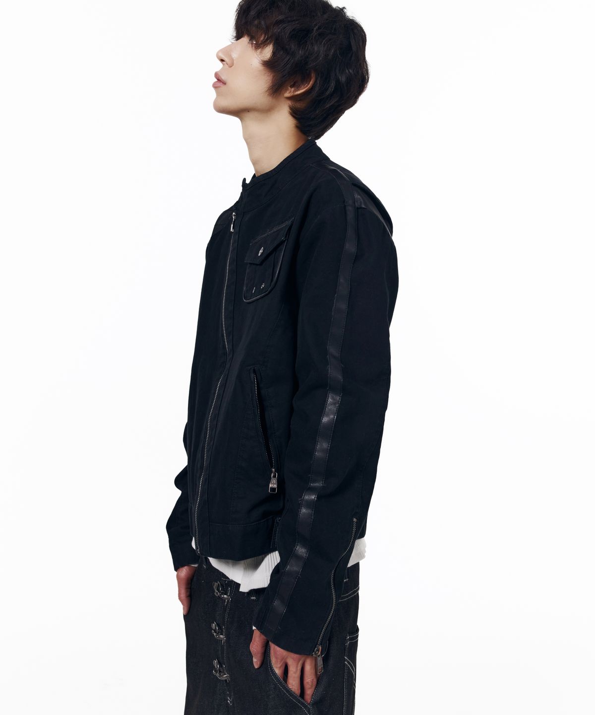 아캄(AAKAM) Slant Leather Patch Jacket (Black)
