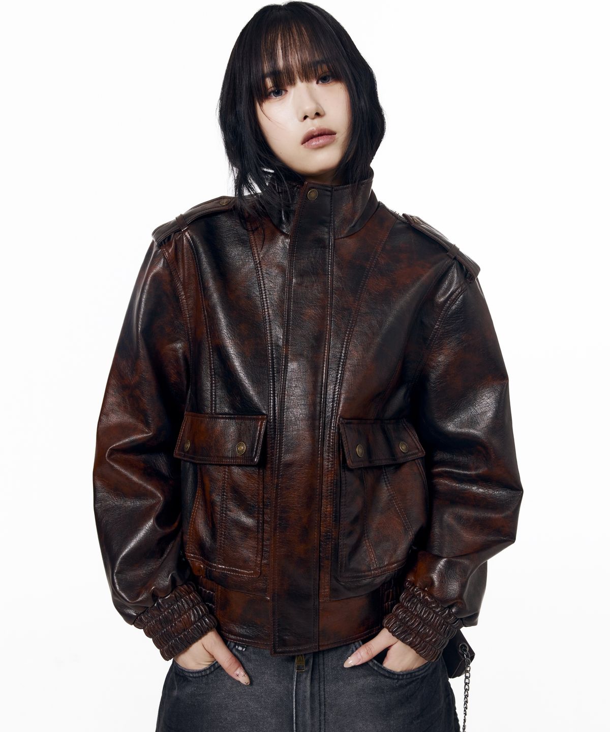 아캄(AAKAM) Epaulet High Neck Leather Jacket (Brown)