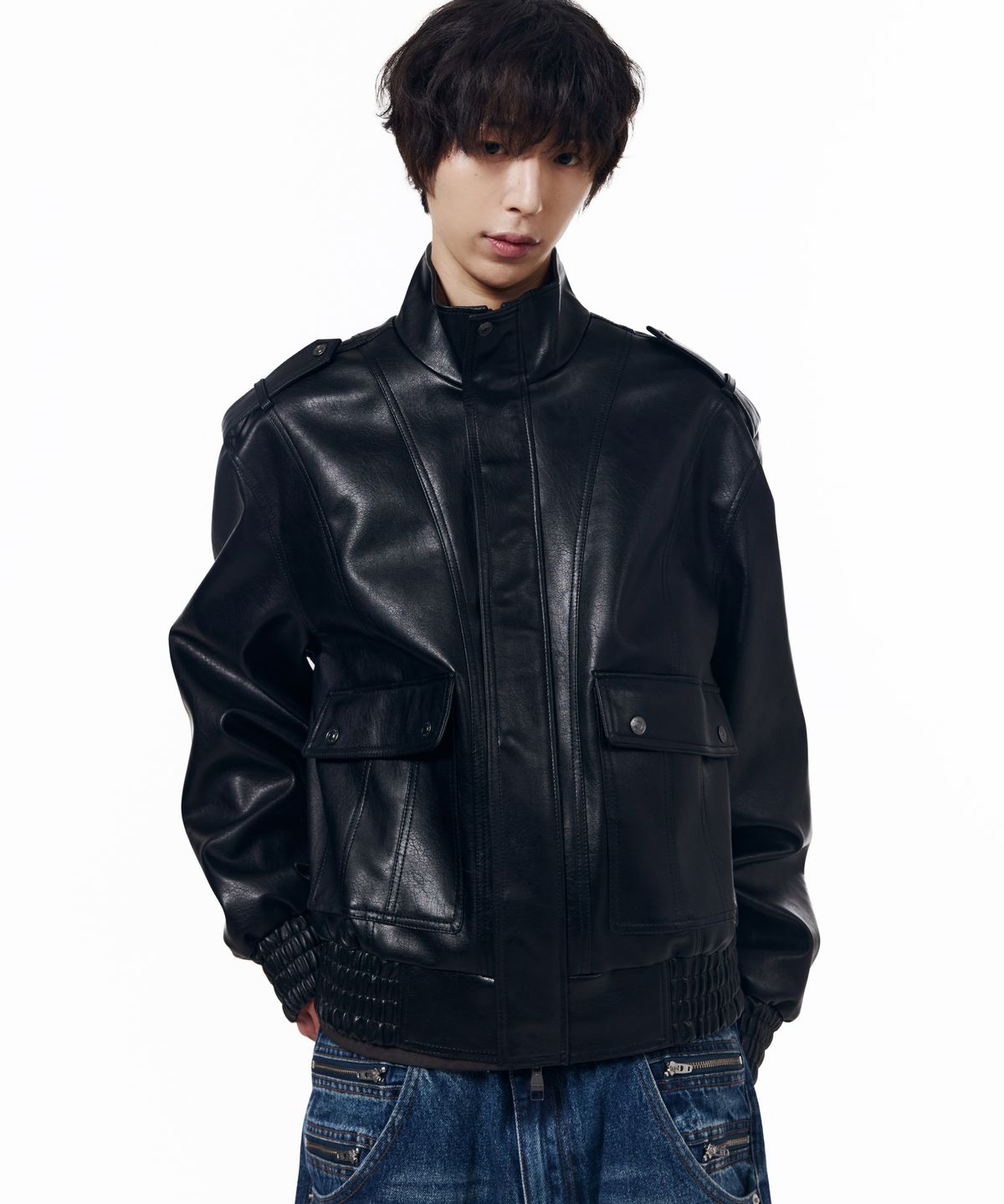 아캄(AAKAM) Epaulet High Neck Leather Jacket (Black)