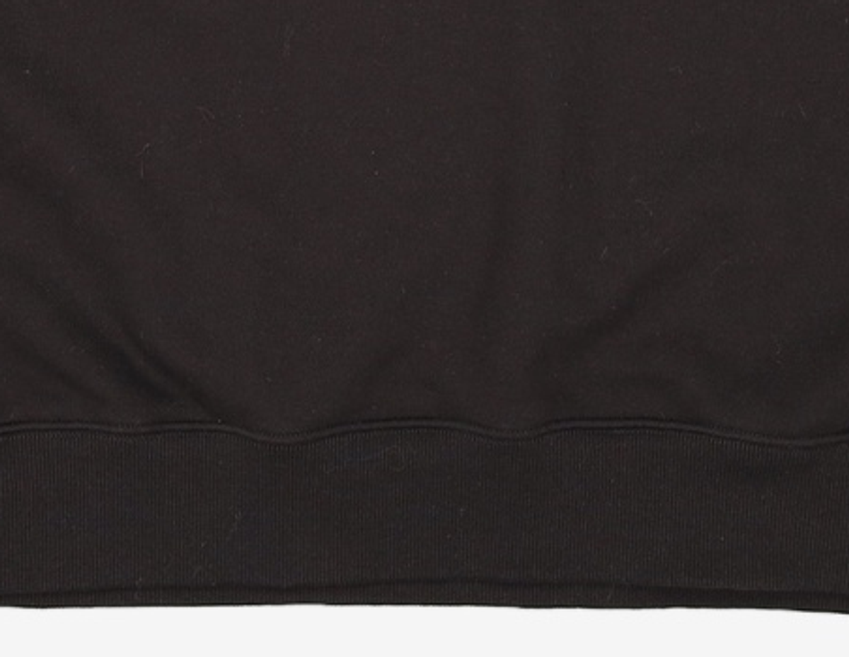 본투윈(BORN TO WIN) TRACK LINE EMBLEM SWEATSHIRTS [BLACK] 3