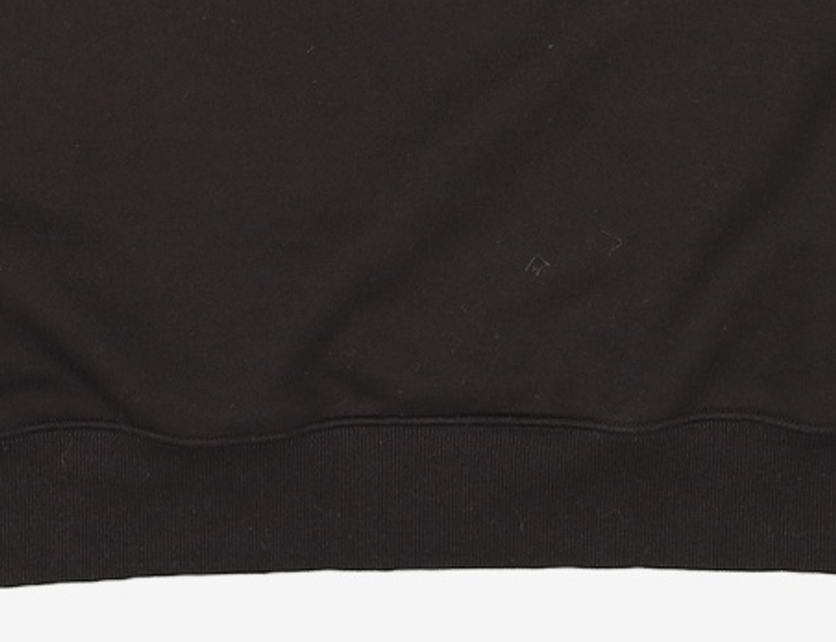 본투윈(BORN TO WIN) TRACK LINE EMBLEM SWEATSHIRTS [BLACK] 3