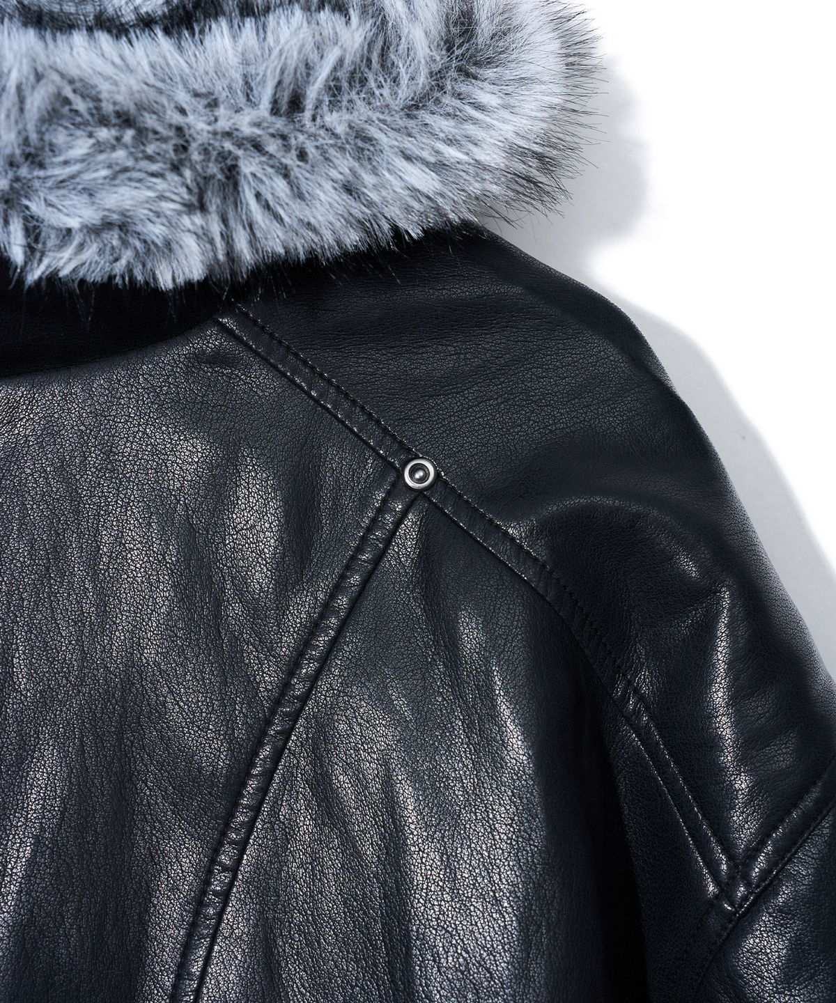 유희(YOUHEE) REVERSIBLE FUR LEATHER JUMPER_BLACK