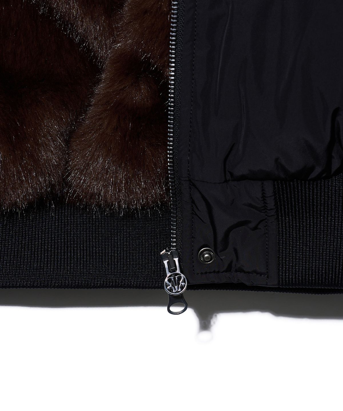 유희(YOUHEE) MA-1 FUR HOOD JUMPER_BLACK