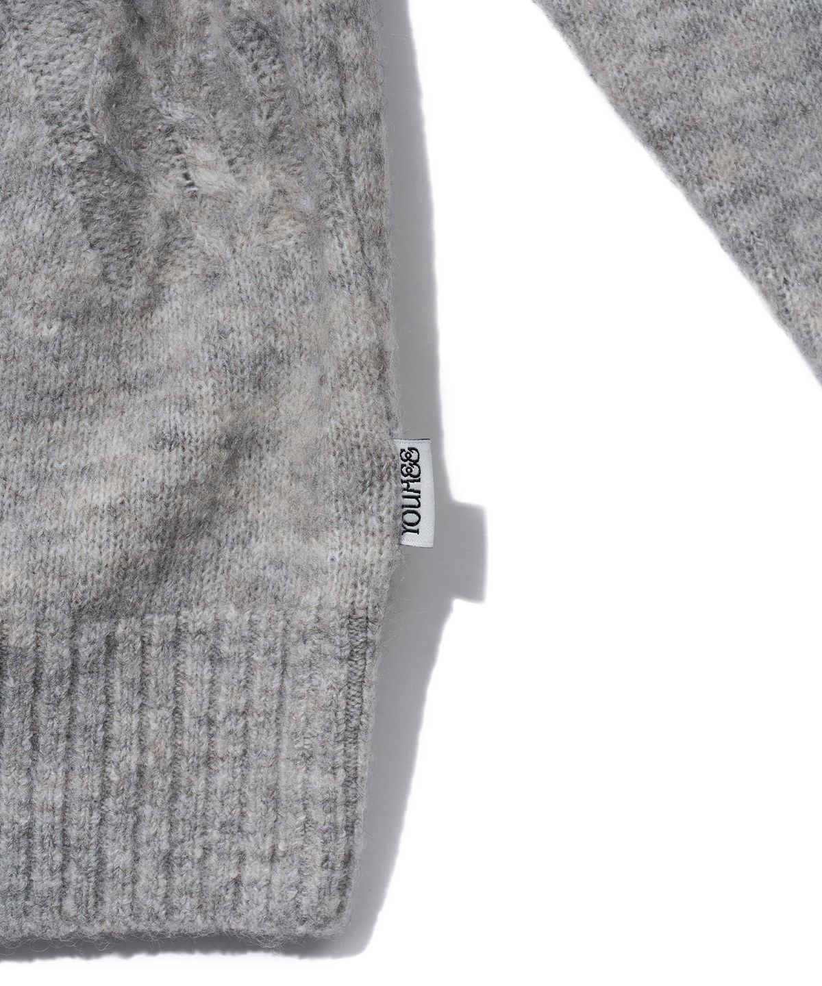 유희(YOUHEE) OFF-SHOULDER FUR TRIMMING CABLE KNIT_GREY