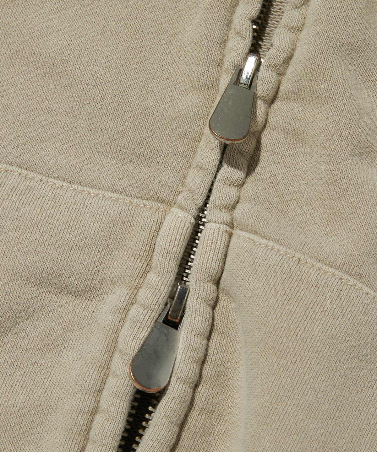 스웨이드(SUADE) CROPPED WASHED HOOD ZIP UP [WASHING BEIGE]