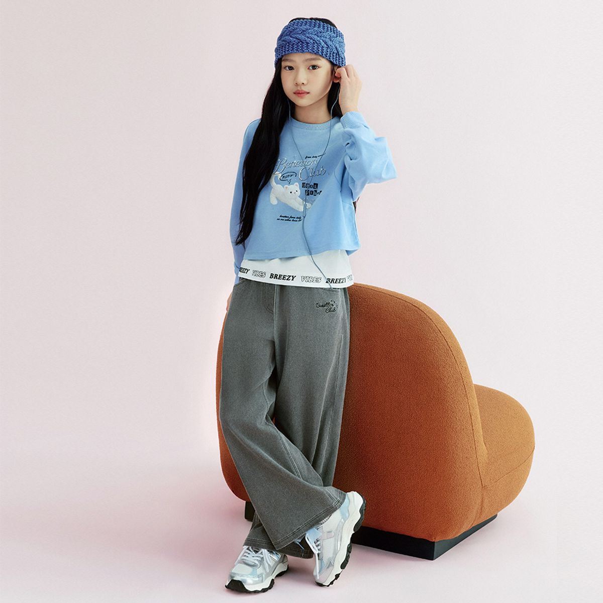 베네통키즈(BENETTONKIDS) 레이어드 컷팅 캣 맨투맨_QAMT09641BL