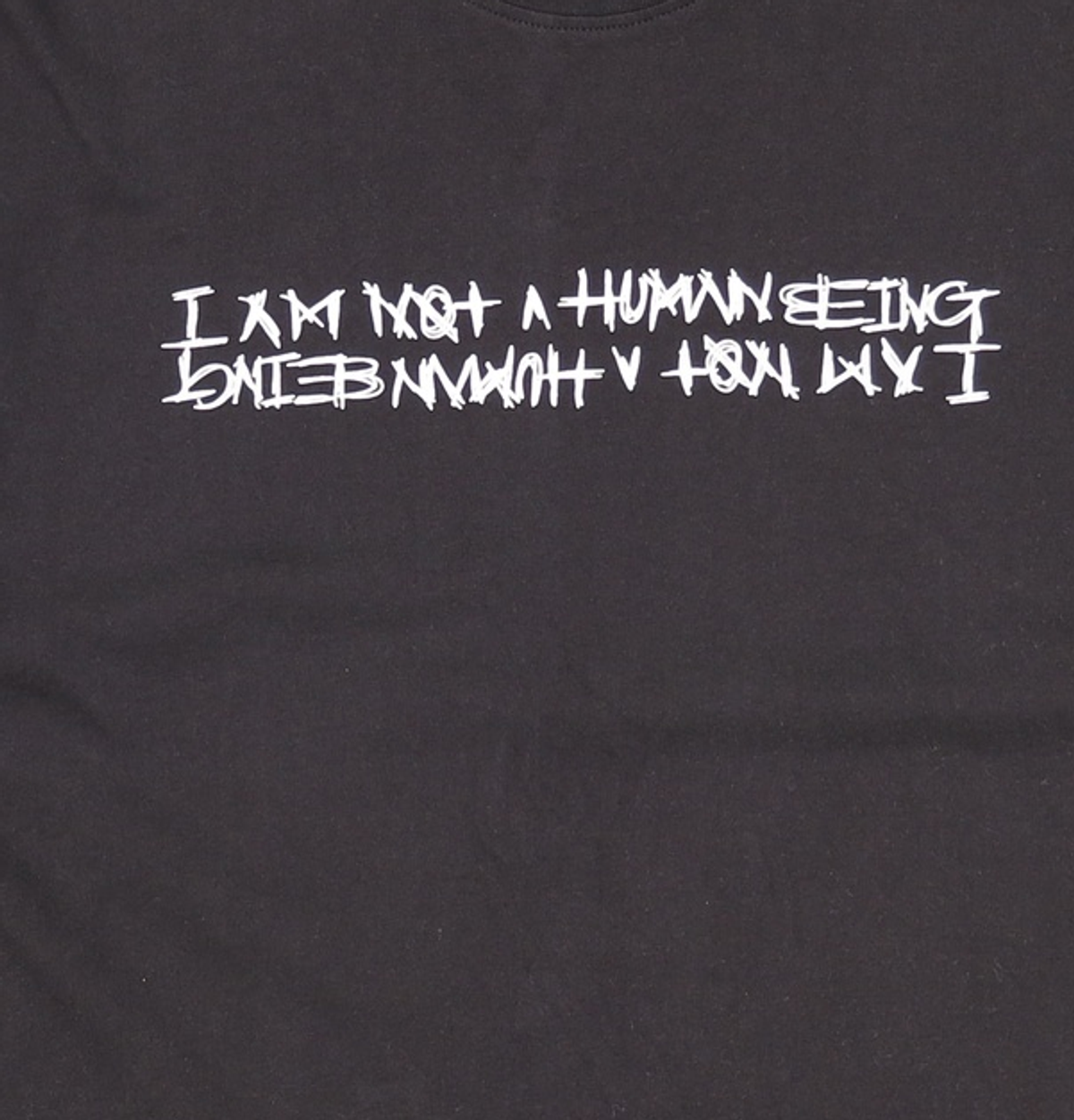 아임낫어휴먼비잉(I AM NOT A HUMAN BEING) 반소매 티셔츠 M