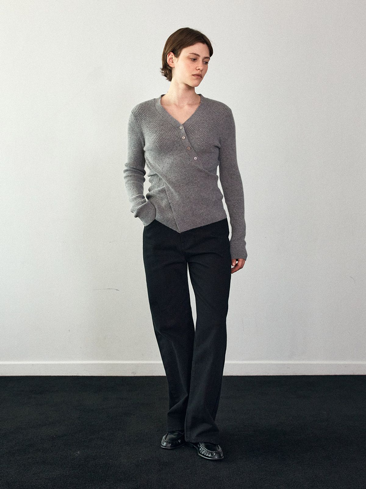 헌치(HUNCH) Red Stitch Semi-Wide Cotton Jeans