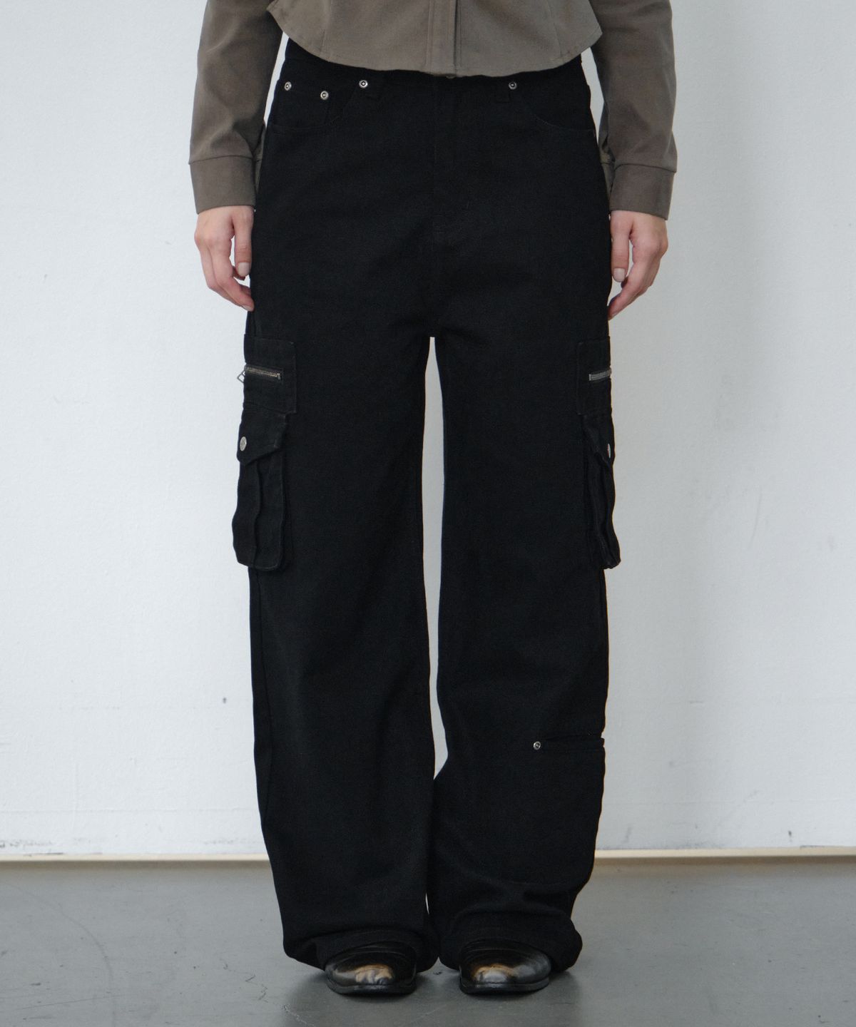 미드나잇 무브(MIDNIGHT MOVE) zip st pants (black)