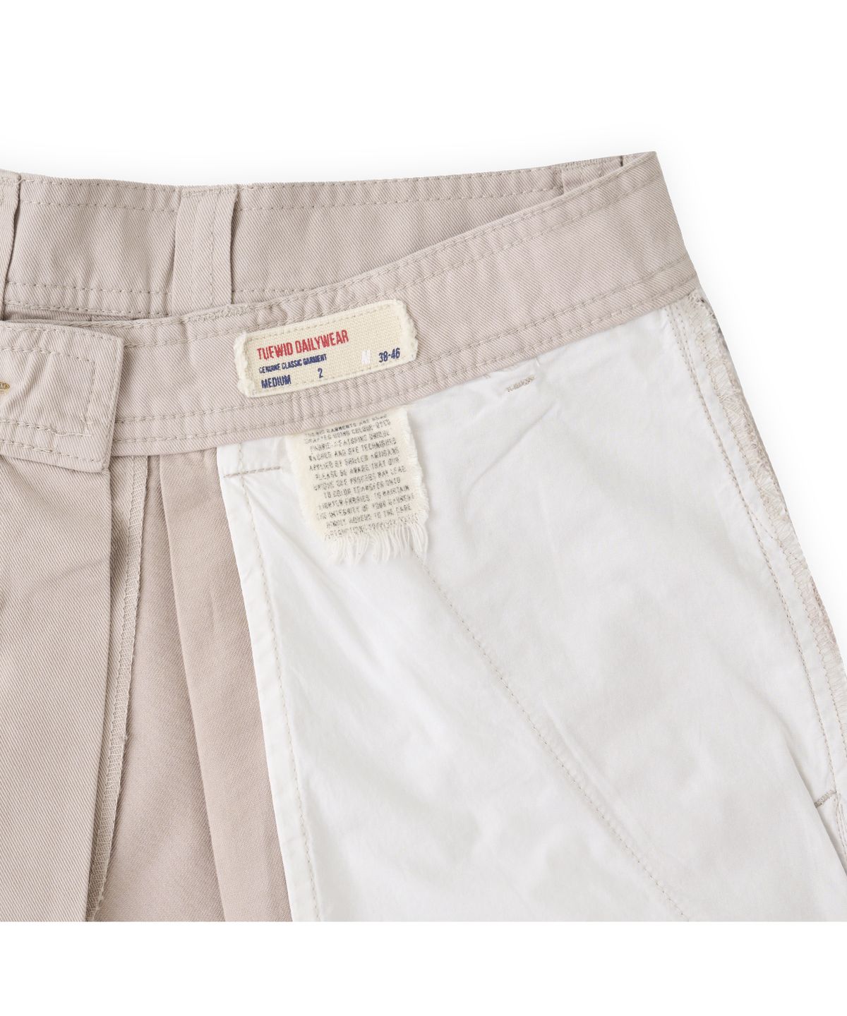 투위드(TUEWID) 006 pleated Bermuda pants in washed fog grey