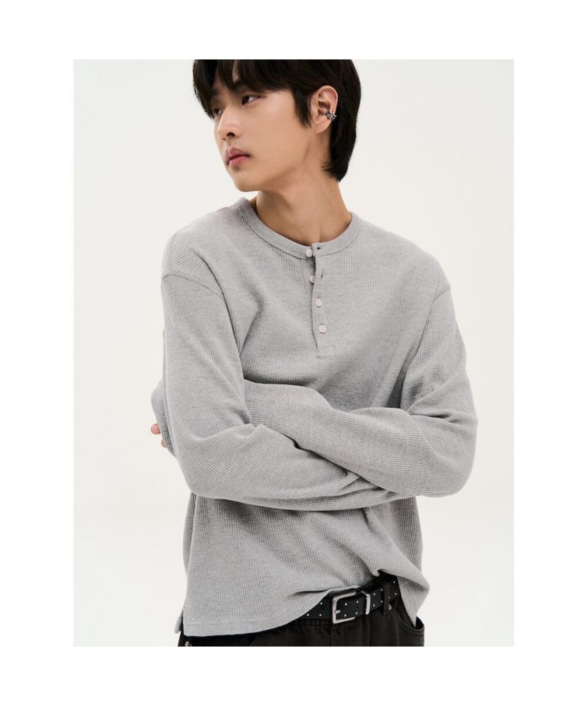 에잇세컨즈(8SECONDS) 데일리 와플 헨리넥 긴소매 티  그레이