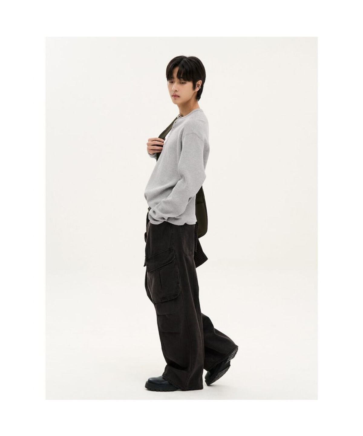 에잇세컨즈(8SECONDS) 데일리 와플 헨리넥 긴소매 티  그레이