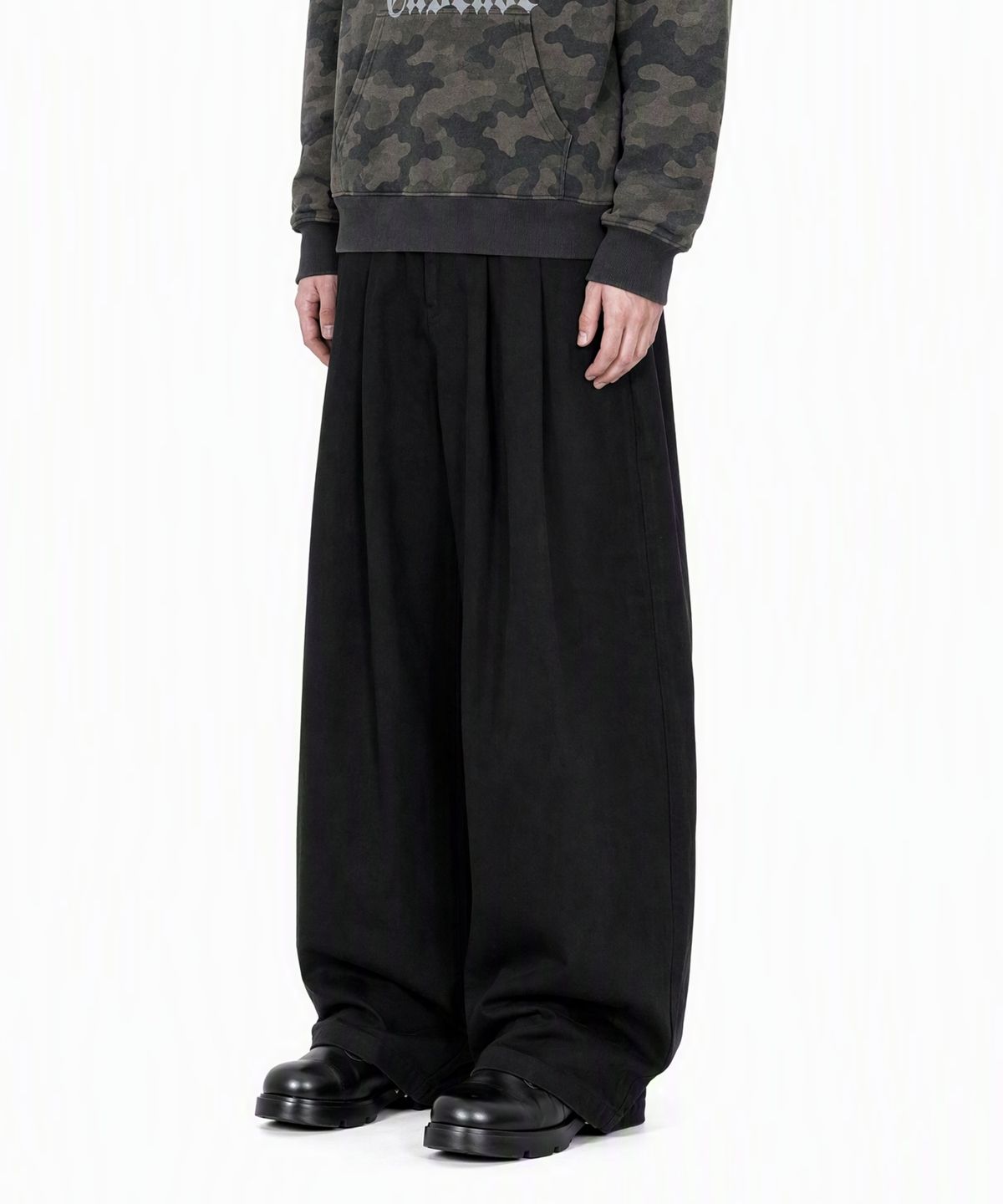 아이돈워너셀(IDWS) Twin Tuck Chino Balloon Pants Black