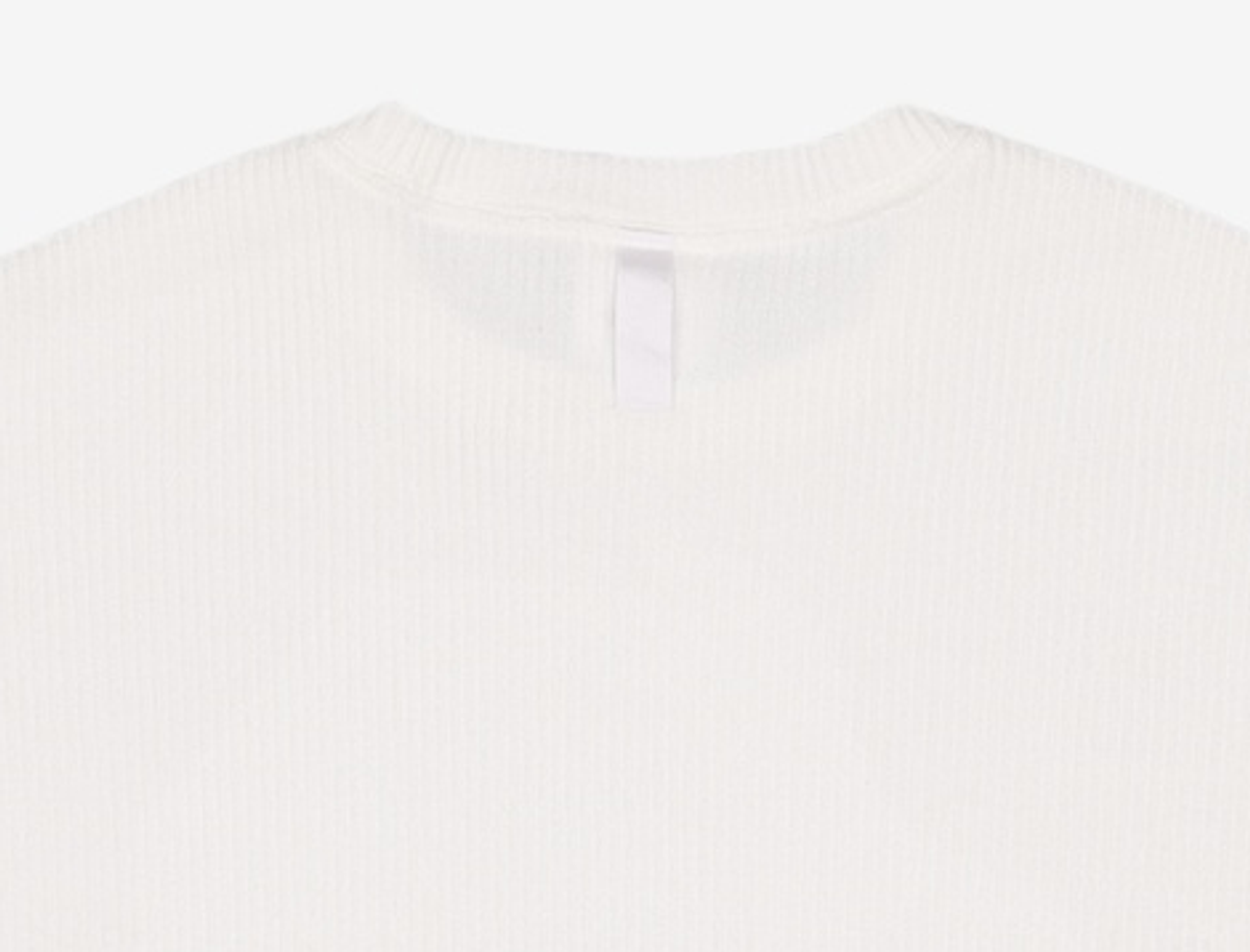 노매뉴얼(NOMANUAL) EMBLEM DAMAGED KNIT LONG SLEEVE TEE - WHITE 100
