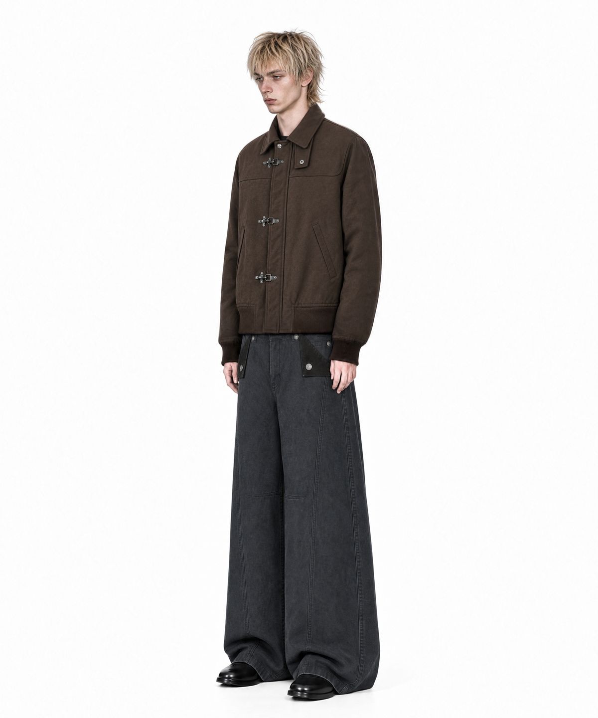 아이돈워너셀(IDWS) Util Hook Buckle Jumper Brown