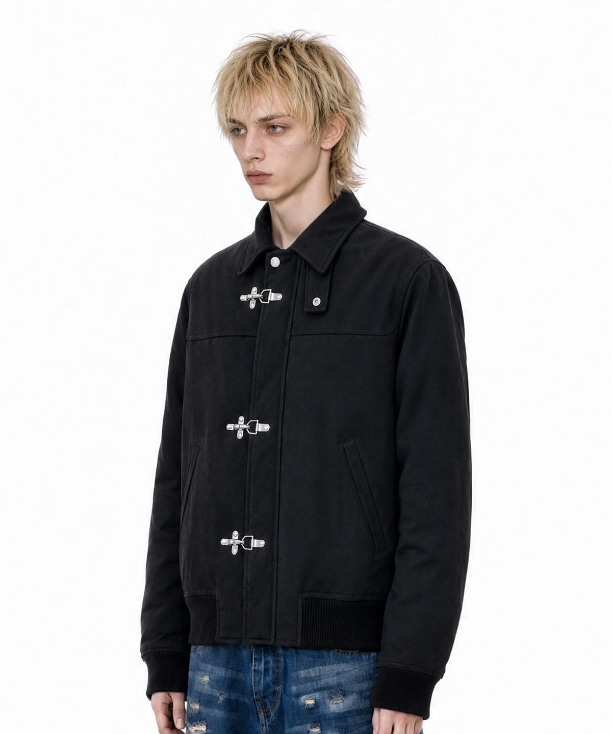 아이돈워너셀(IDWS) Util Hook Buckle Jumper Black