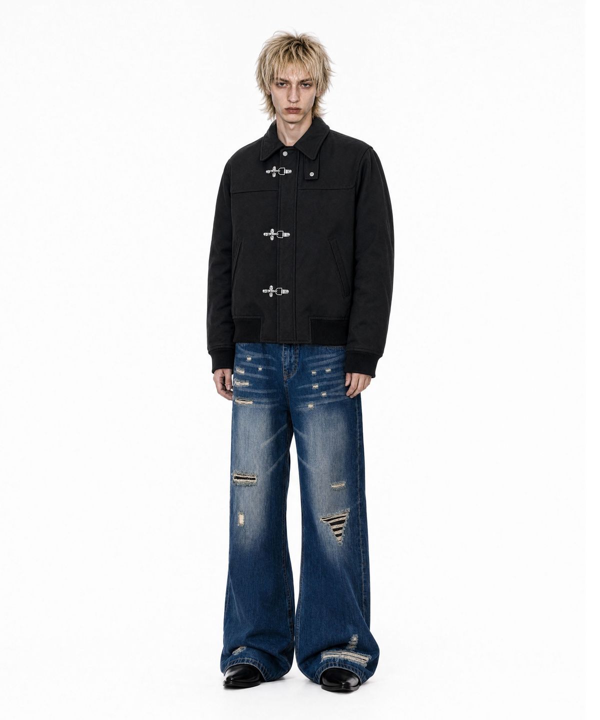 아이돈워너셀(IDWS) Util Hook Buckle Jumper Black