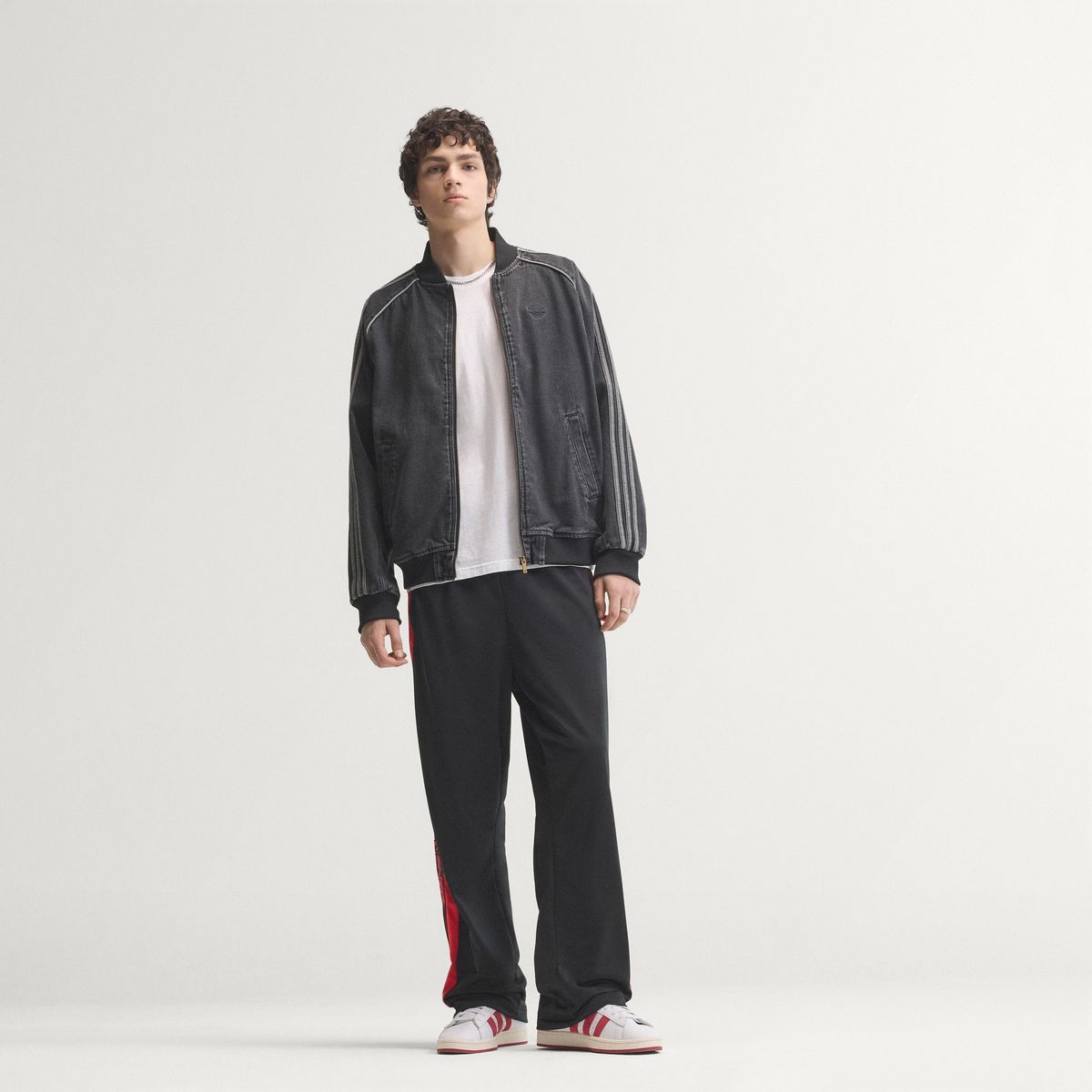 아디다스(ADIDAS) SST 데님 트랙탑 - 트루블랙데님 / IB6948