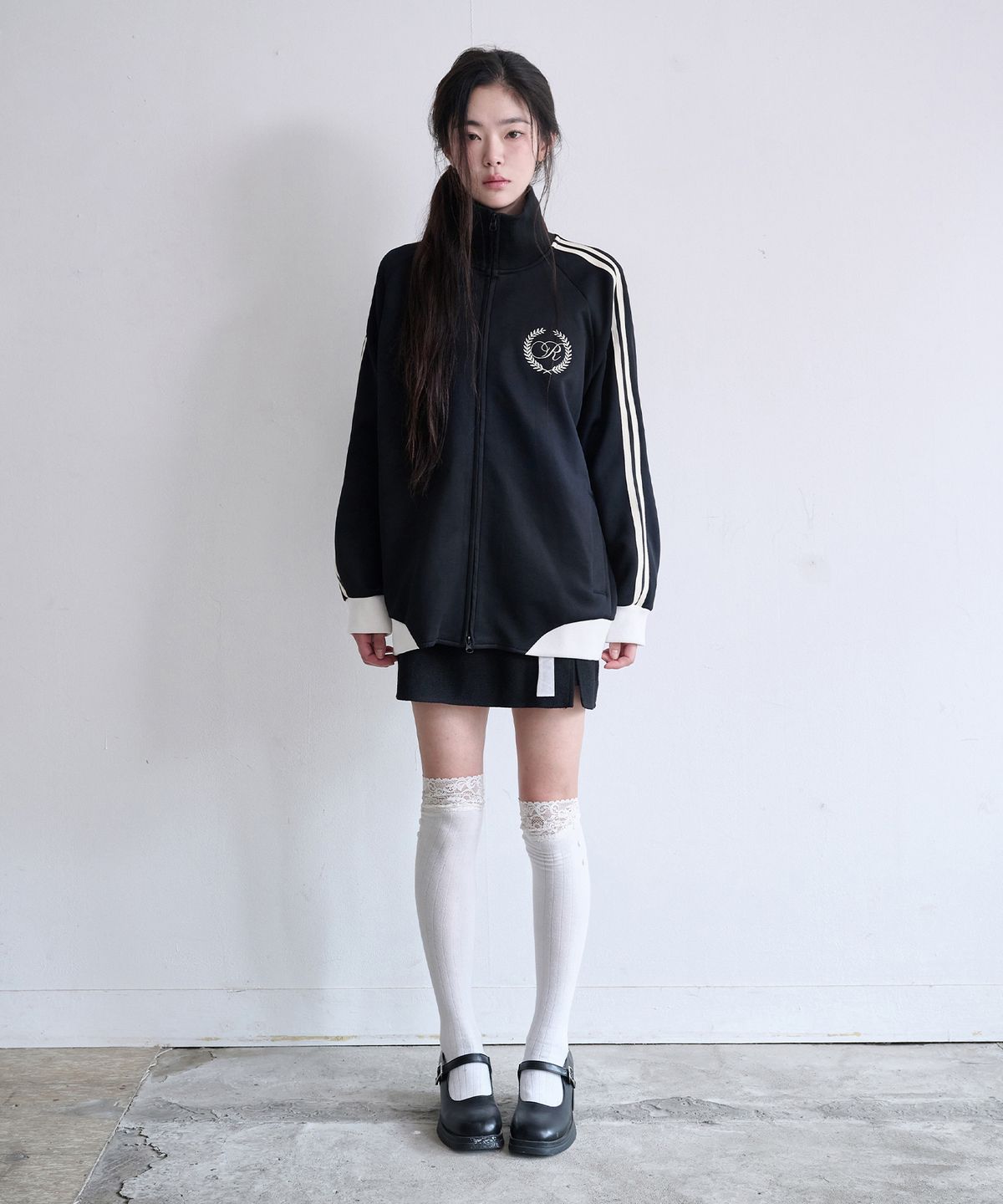 레이즈미야(REISE MIYA) 하치 루즈 트랙탑 [BLACK]