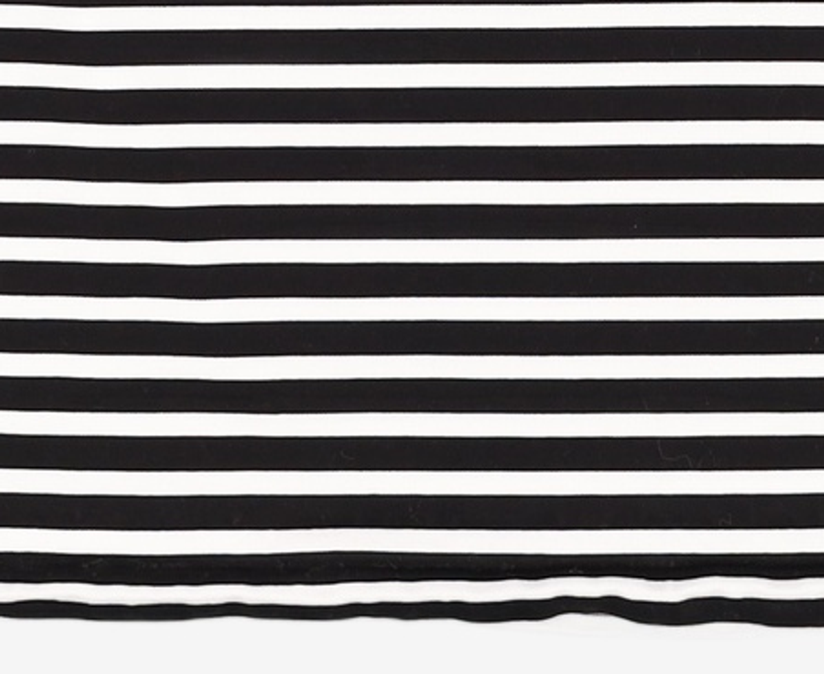 메종 키츠네(MAISON KITSUNE) 공용 트리컬러 폭스 패치 클래식 마린 티셔츠 - 네이비:화이트 / FU00115KJ0044S480 M