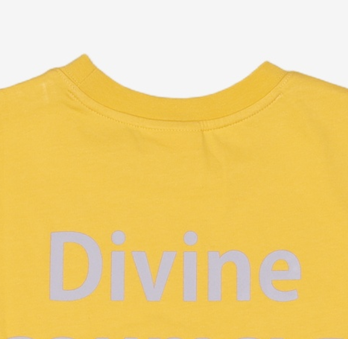 디바인디스턴스(DIVINE DISTANCE) 반소매 티셔츠 M