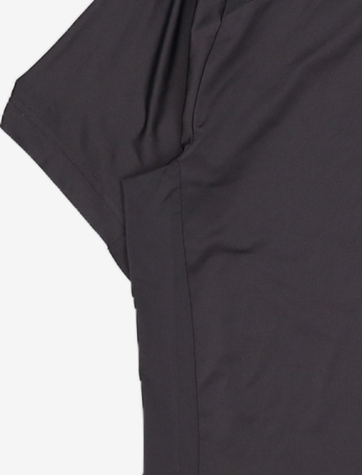 데상트(DESCENTE) [데상트] [40% OFF]남성 GYM 트레이닝 기능성 반팔 티셔츠 (S9121TTS24) 110