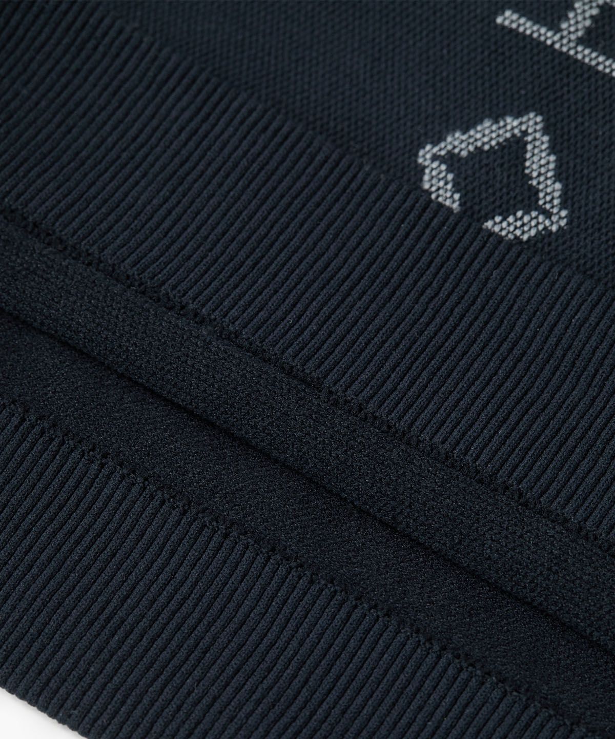 헬리녹스 웨어(HELINOX WEAR) 3D 심리스 넥게이터_Black