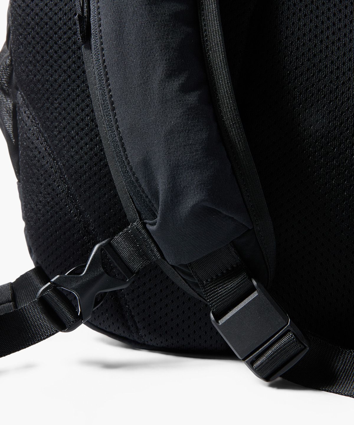 헬리녹스 웨어(HELINOX WEAR) 라지 슬링백_Black