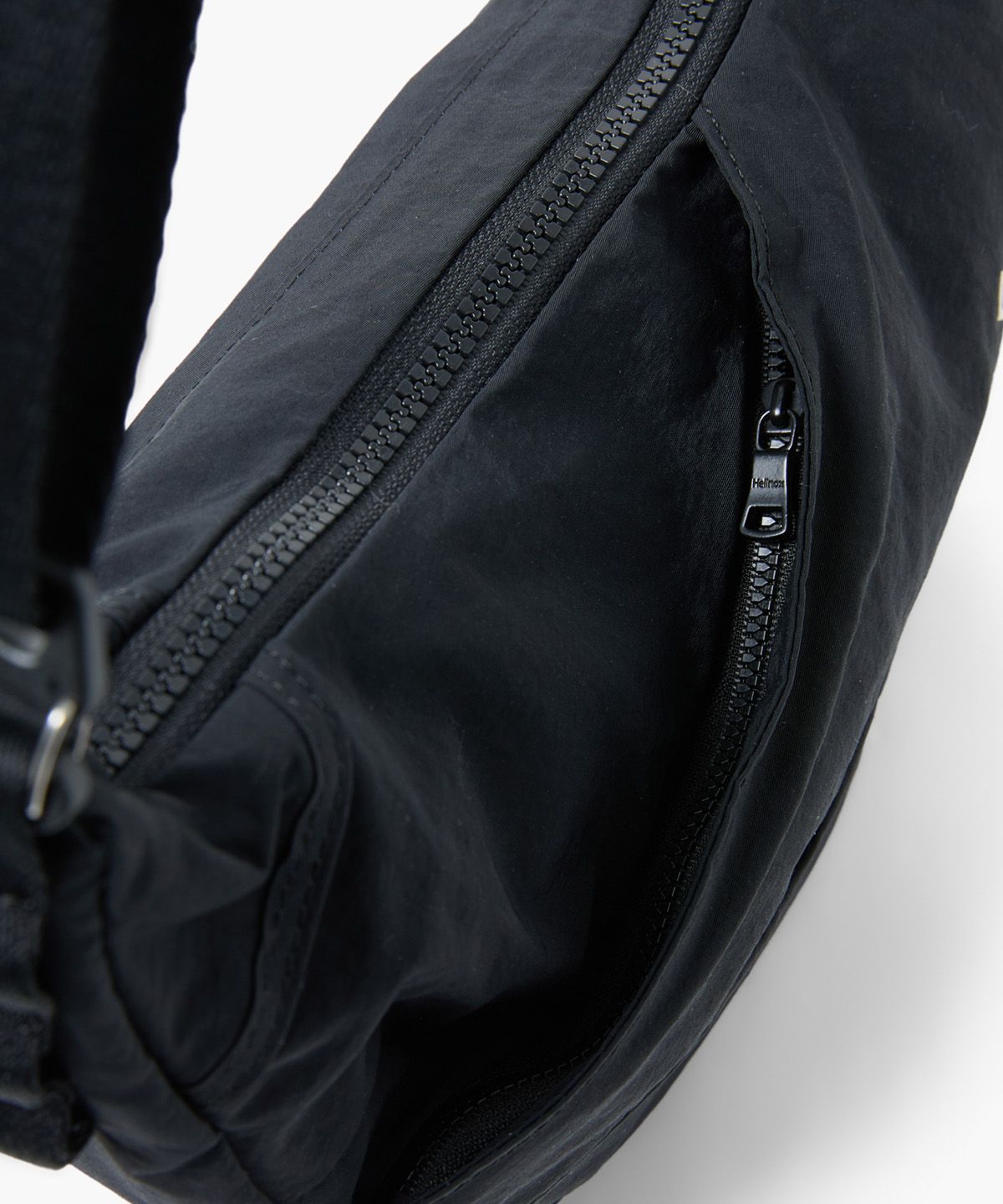 헬리녹스 웨어(HELINOX WEAR) 슬링백_Black