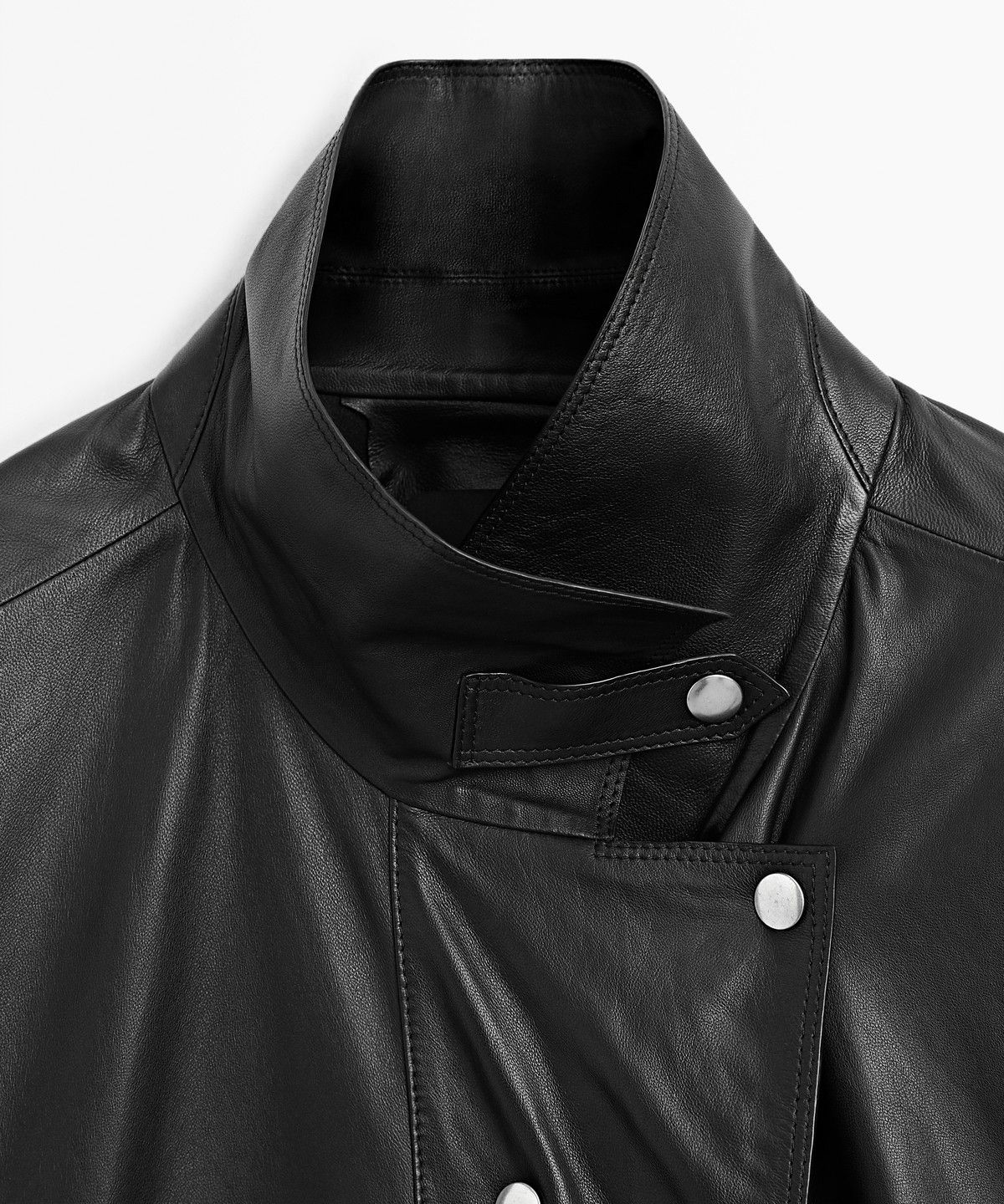 마시모두띠(MASSIMO DUTTI) 가죽 버튼 재킷