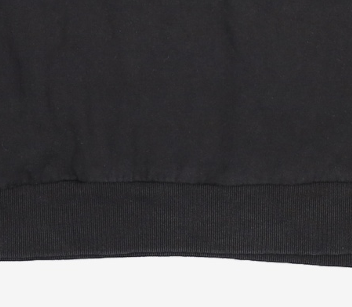 내셔널지오그래픽(NATIONALGEOGRAPHIC) N223USW240 시티익스플로어 아트웍 세미 루즈핏 맨투맨 티셔츠 CARBON BLACK 110