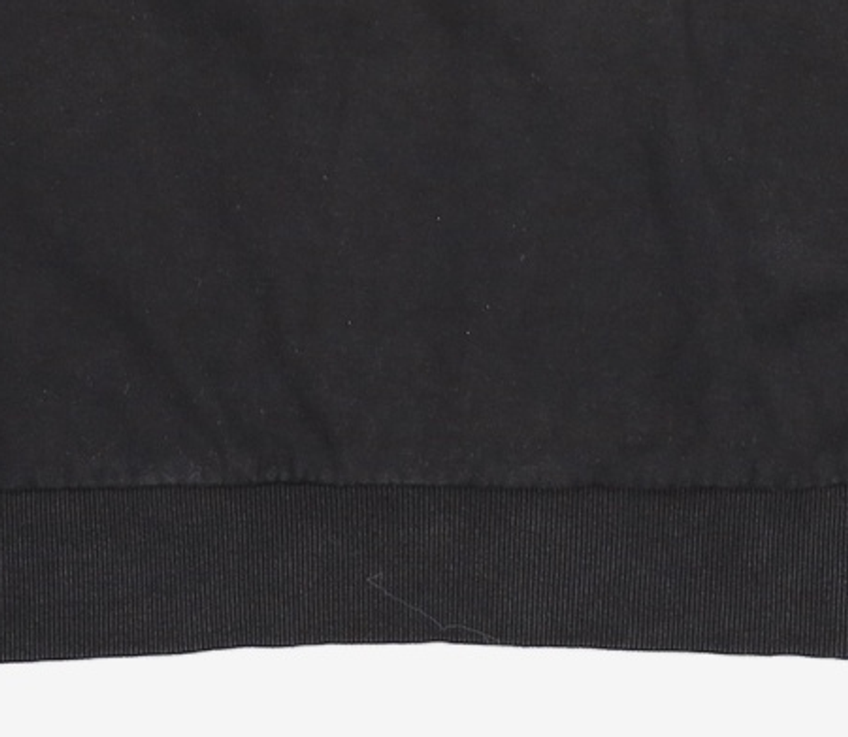내셔널지오그래픽(NATIONALGEOGRAPHIC) N223USW240 시티익스플로어 아트웍 세미 루즈핏 맨투맨 티셔츠 CARBON BLACK 110