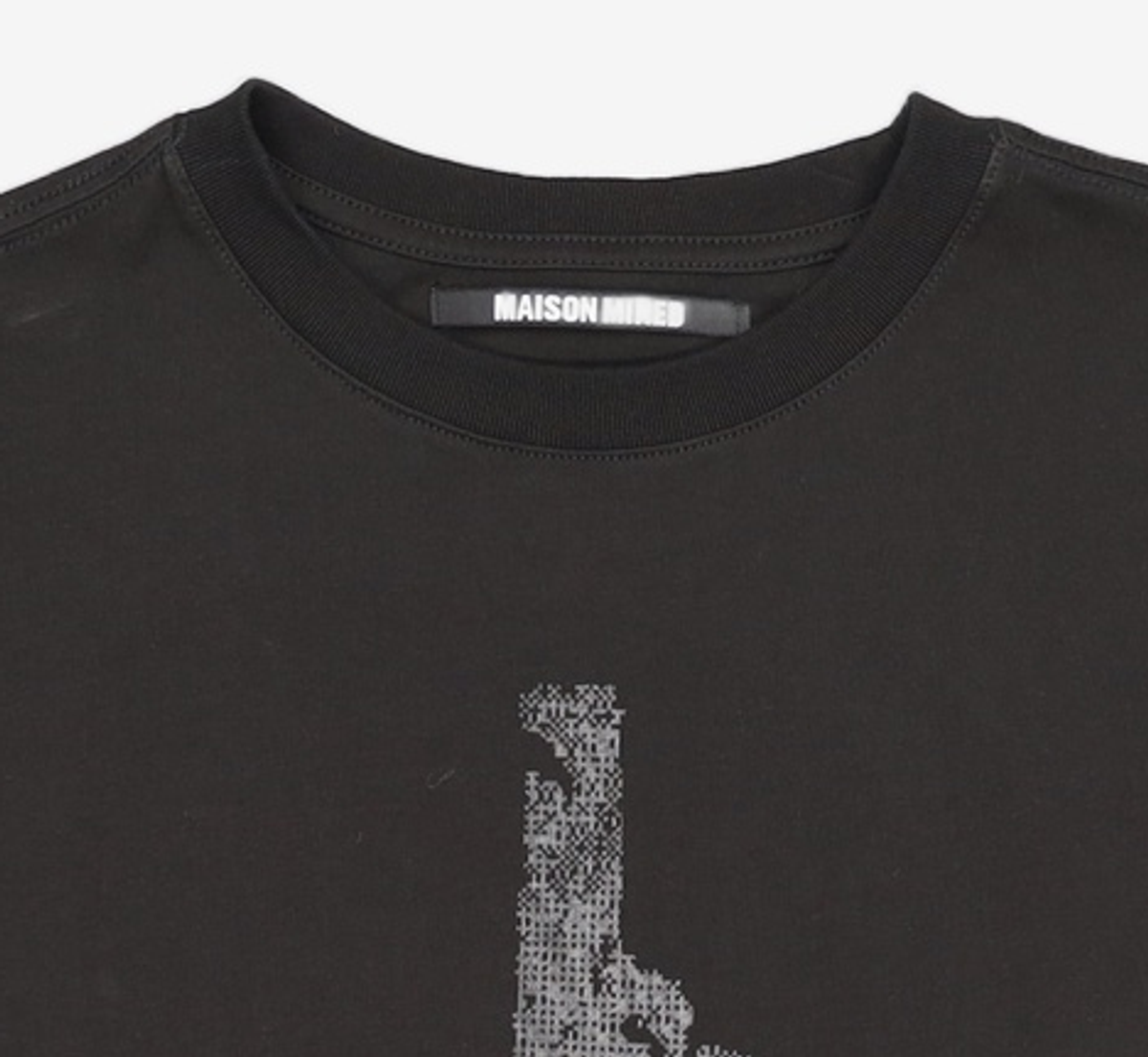 메종미네드(MAISON MINED) CROSS GUN GRAPHIC HALF T BLACK M