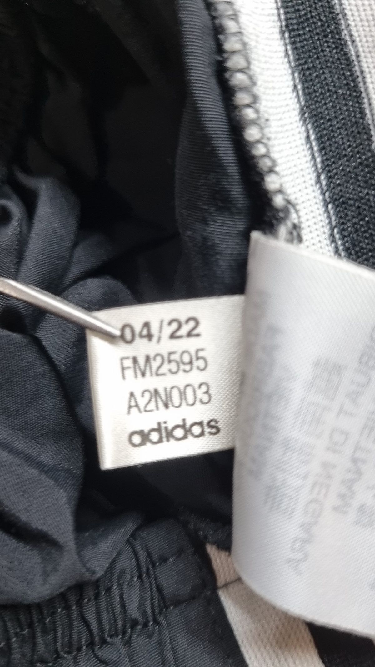 아디다스(ADIDAS) 숏 팬츠 - 블랙:화이트 / FM2595 S