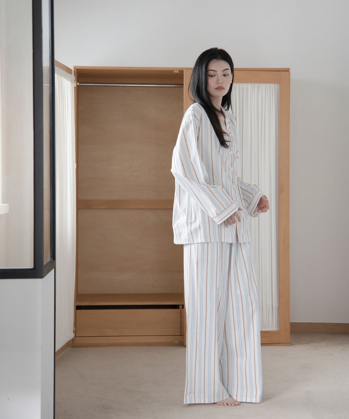 오프아워 오브제(OFFHOUR OBJET) 폴린느 히솝 모달 긴팔 잠옷 세트