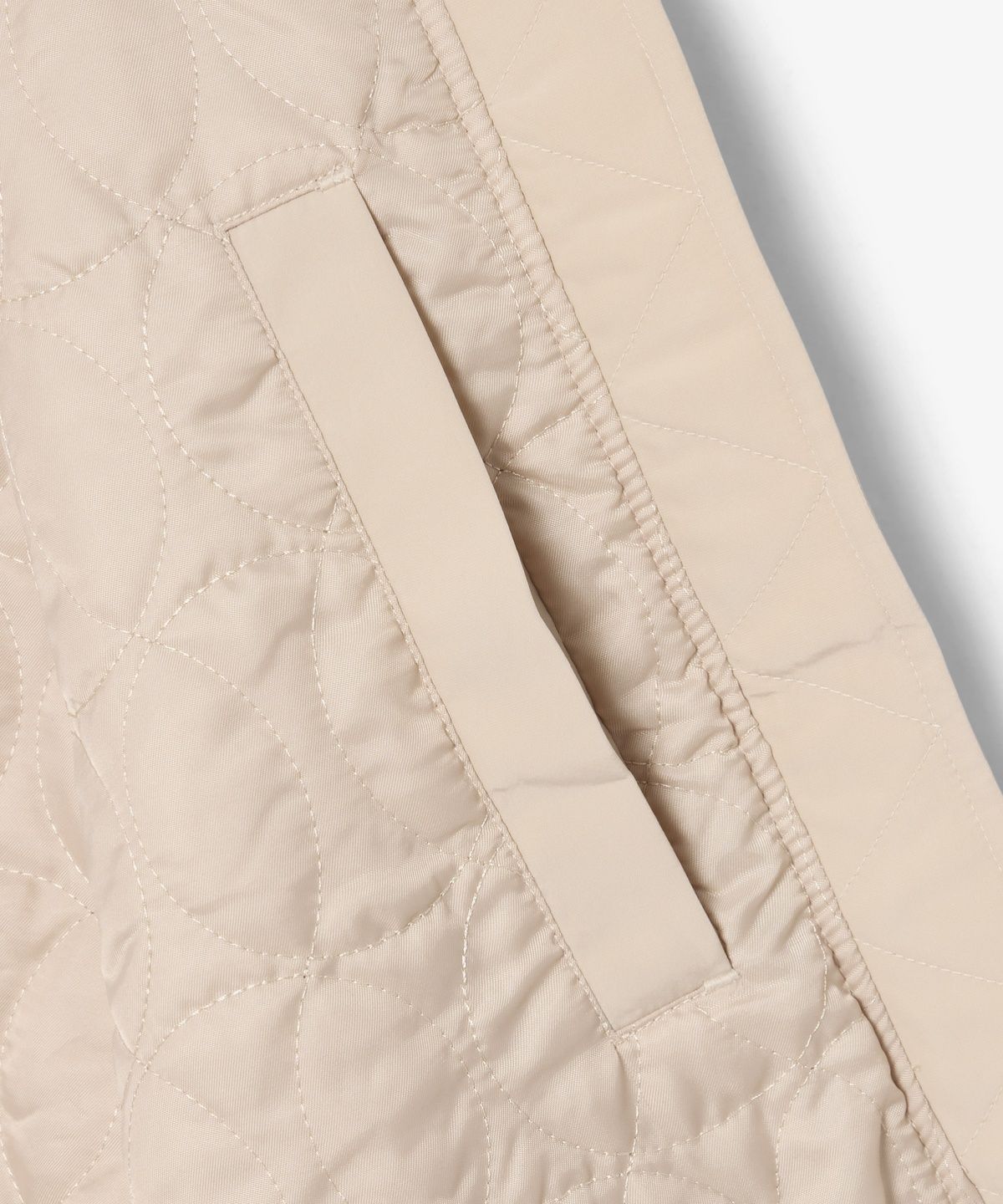 라코스테(LACOSTE) 여성 카라 숏 집업 점퍼 BF5917-56N S69