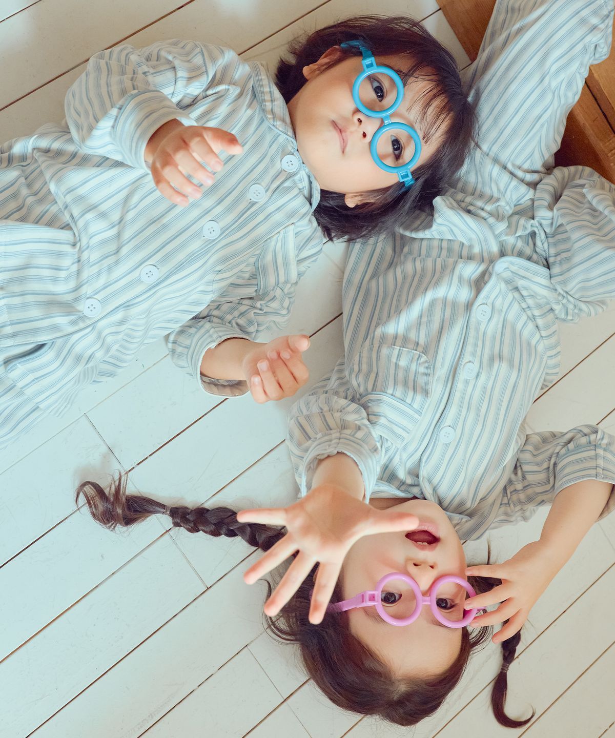 오프아워 키즈(OFFHOUR KIDS) [2SET] 에반 피치플러프 키즈 긴팔 잠옷 세트