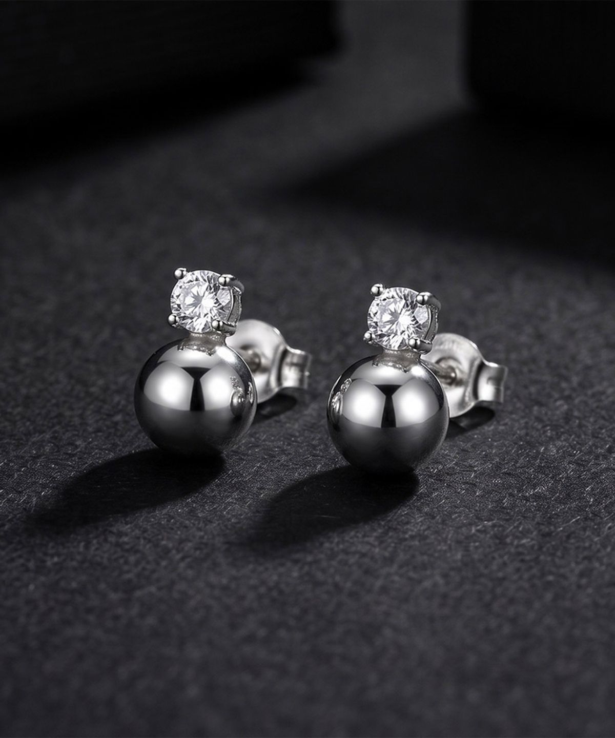 엘렌쥬얼리(HELENE JEWELRY) 실버 925 Silver 볼 앤 큐빅 은 귀걸이