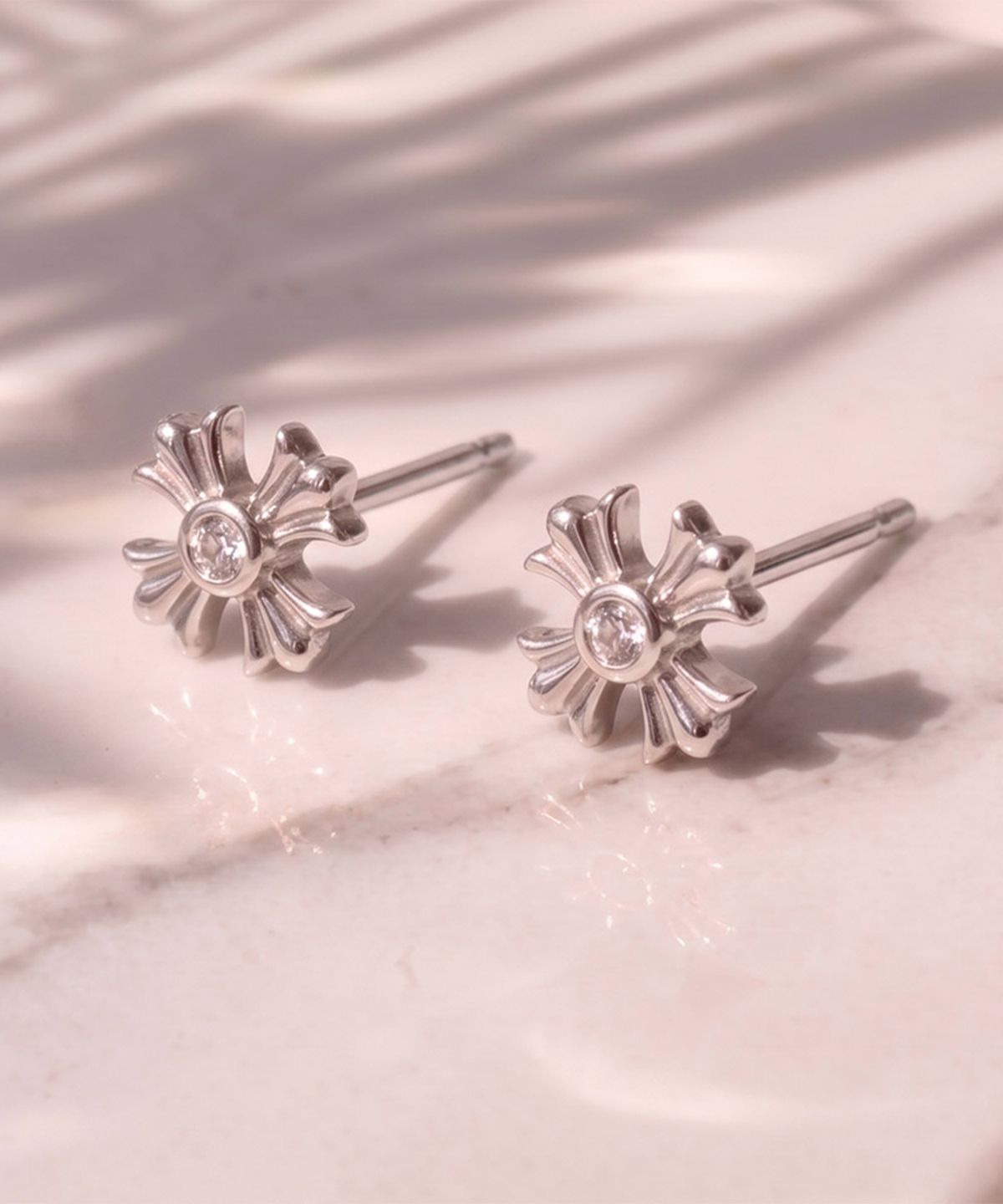 엘렌쥬얼리(HELENE JEWELRY) 실버 925 Silver 폴센 크로스 십자가 은 귀걸이