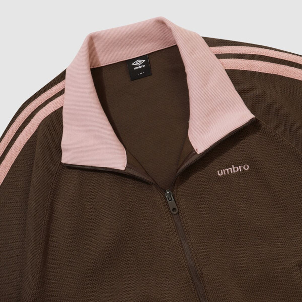 엄브로(UMBRO) 우먼스 스웨터라이크 트랙 자켓 브라운 UR322CFT98