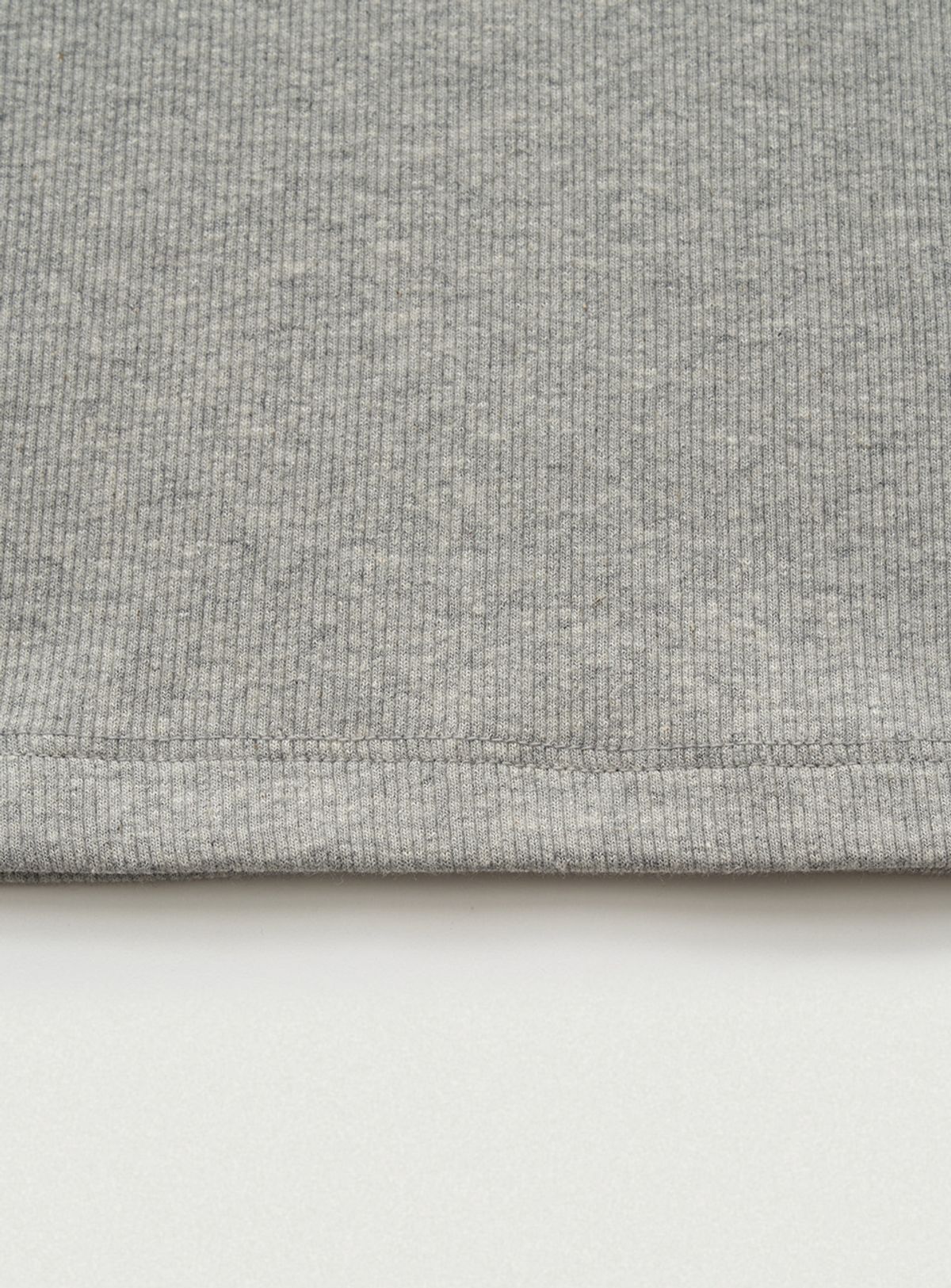 더바넷(THEBARNNET) U-Neck Ribbed Tank Top_Grey