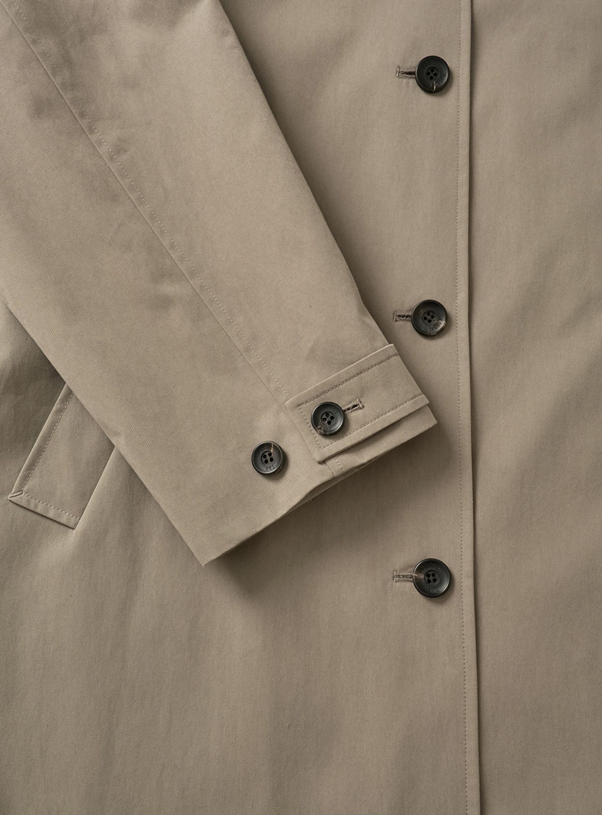 더바넷(THEBARNNET) Bardo Balmacaan Trench Coat_Greige