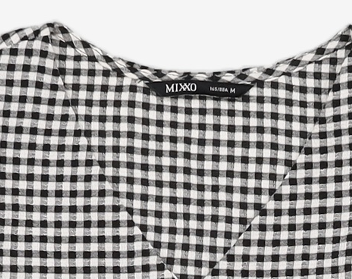 미쏘(MIXXO) 브이넥 크롭 블라우스_MIWBWD513G M
