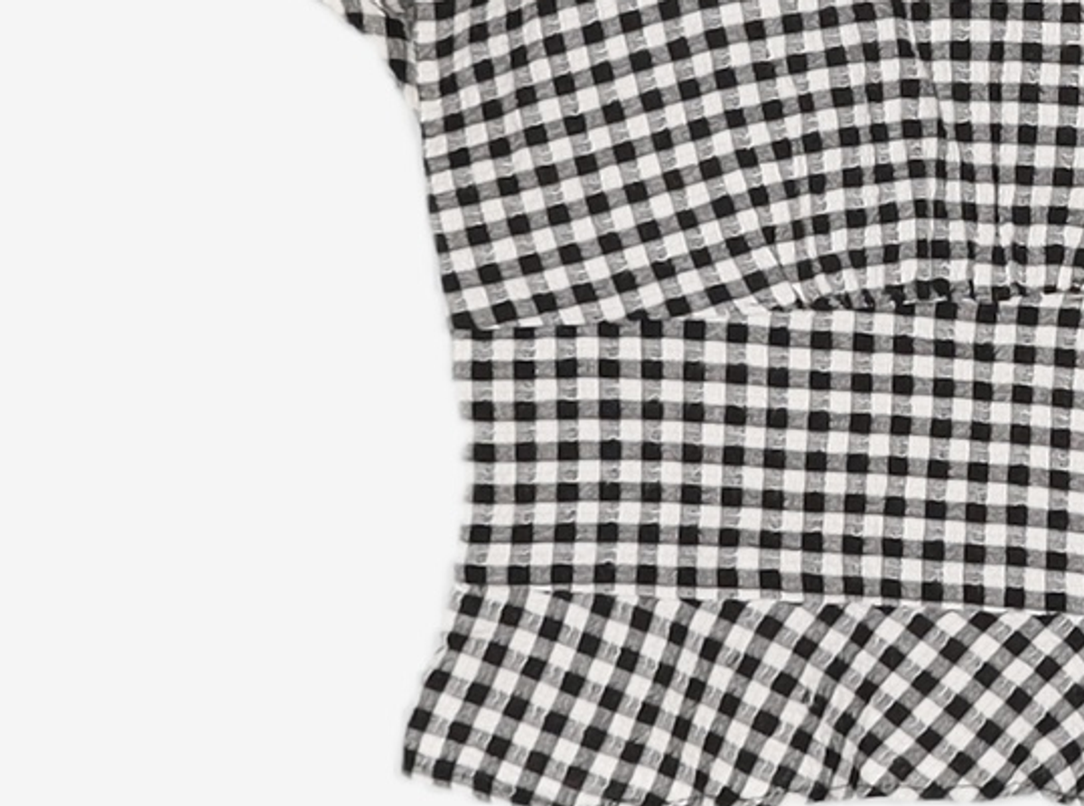 미쏘(MIXXO) 브이넥 크롭 블라우스_MIWBWD513G M